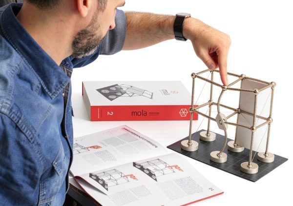 Mola Structural Modeling Kit 145-Piece Magnetics Set for Teens-8